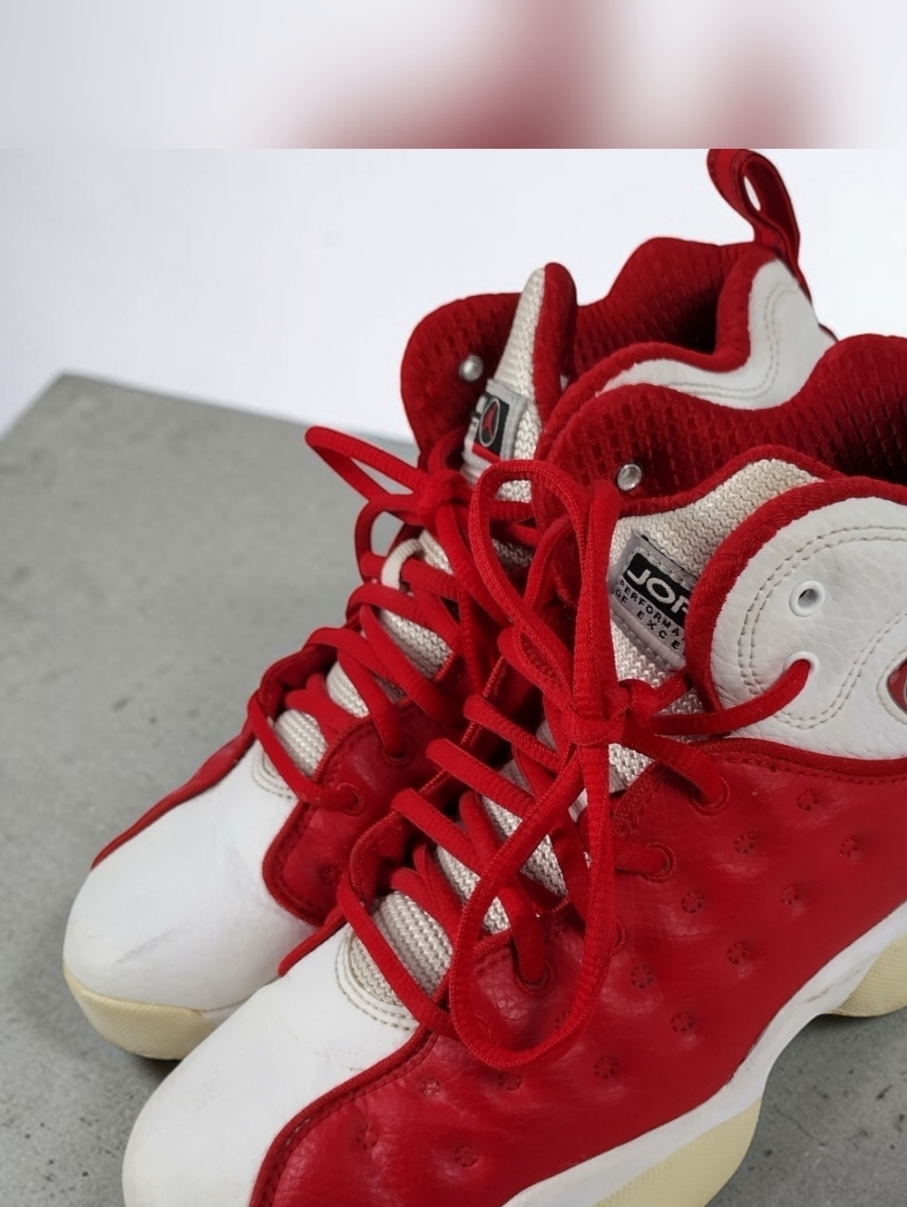Jordan Jumpman Team II Size 7Y Basketball Shoes Crossover Count Performance